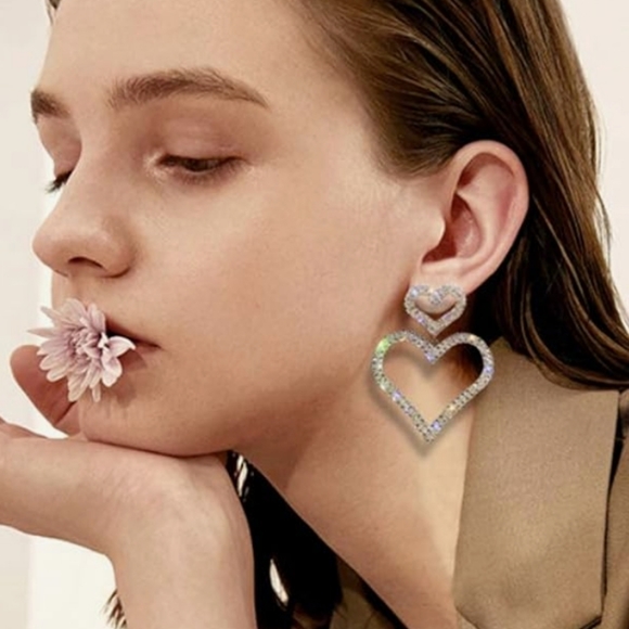 Rhinestone Heart Drop Earrings Statement Earrings Gold or Silver - Picture 9 of 13